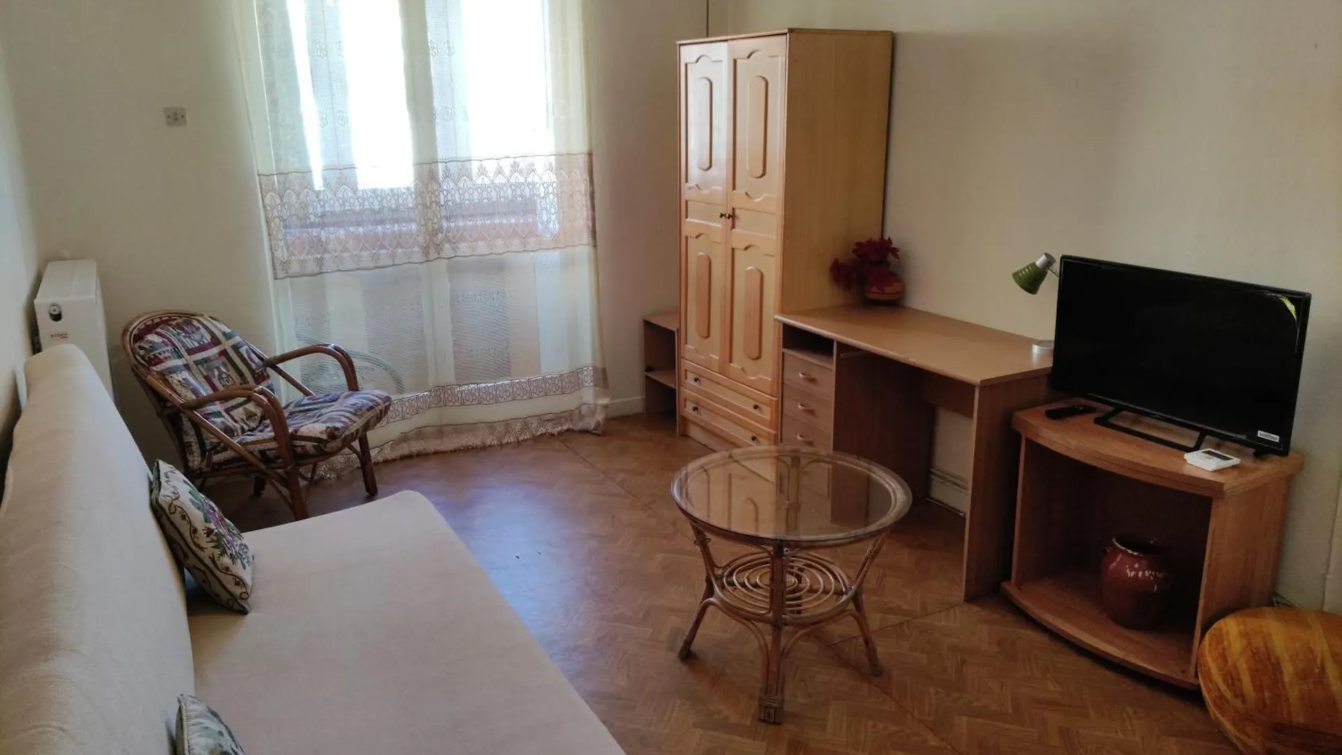 Practical Apartment Close To The City Centre テッサロニキ